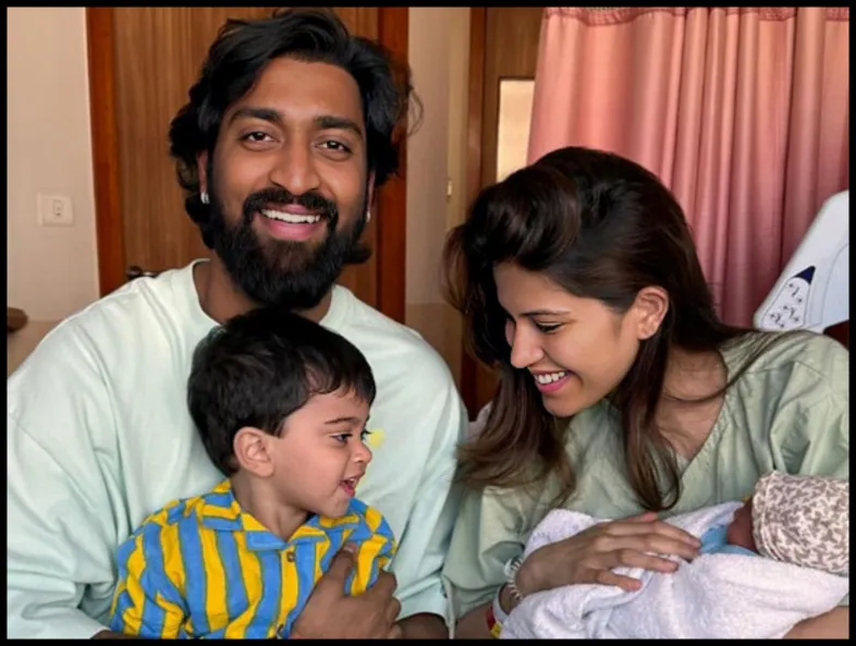 Krunal Pandya with Family